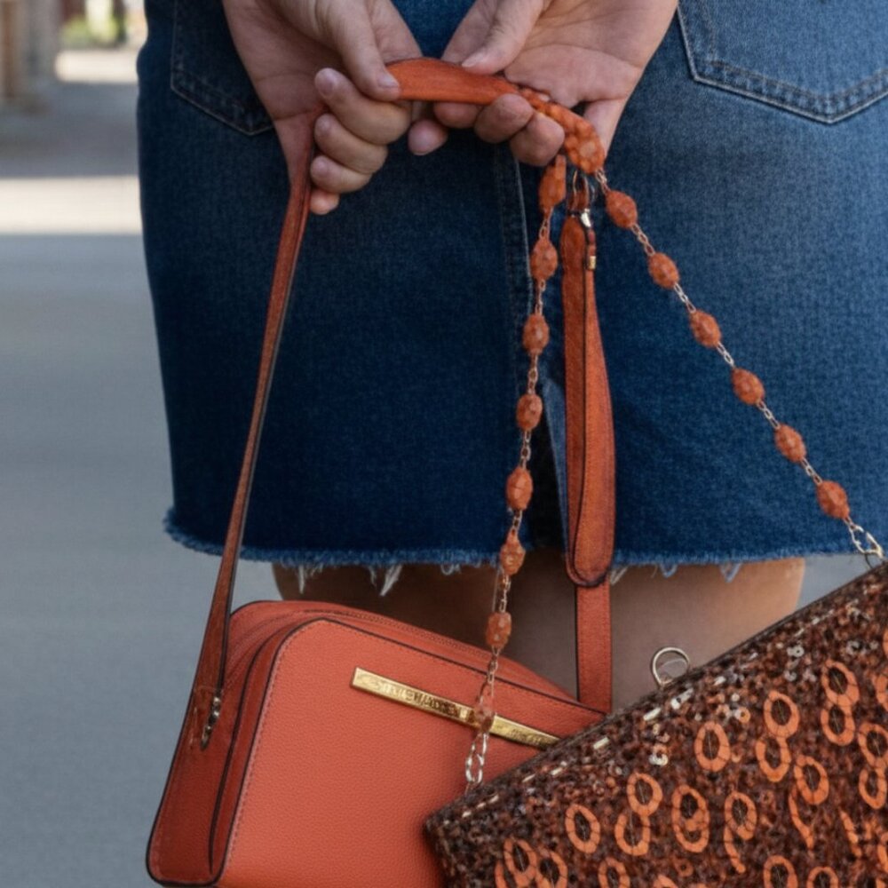 Orange mini bag purses (2 different ones--not a set)